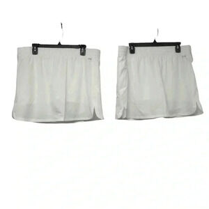 DSG SKORTS WOMENS XL BUNDLE OF TWO STRIDE PURE WHITE PICKLEBALL GOLF TENNIS